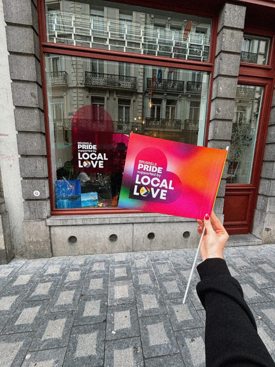 Vitrine commerce Brussels Pride